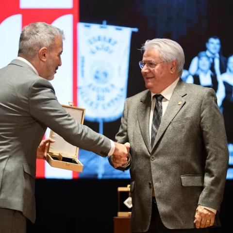 Una gran alegria per a l’Esbart Gaudí!